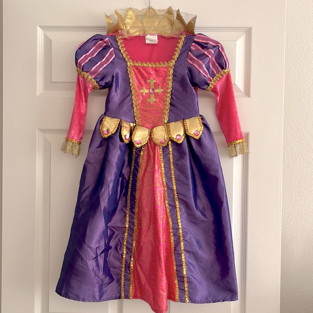 Girls Fancy Princess or Queen costume size 4T